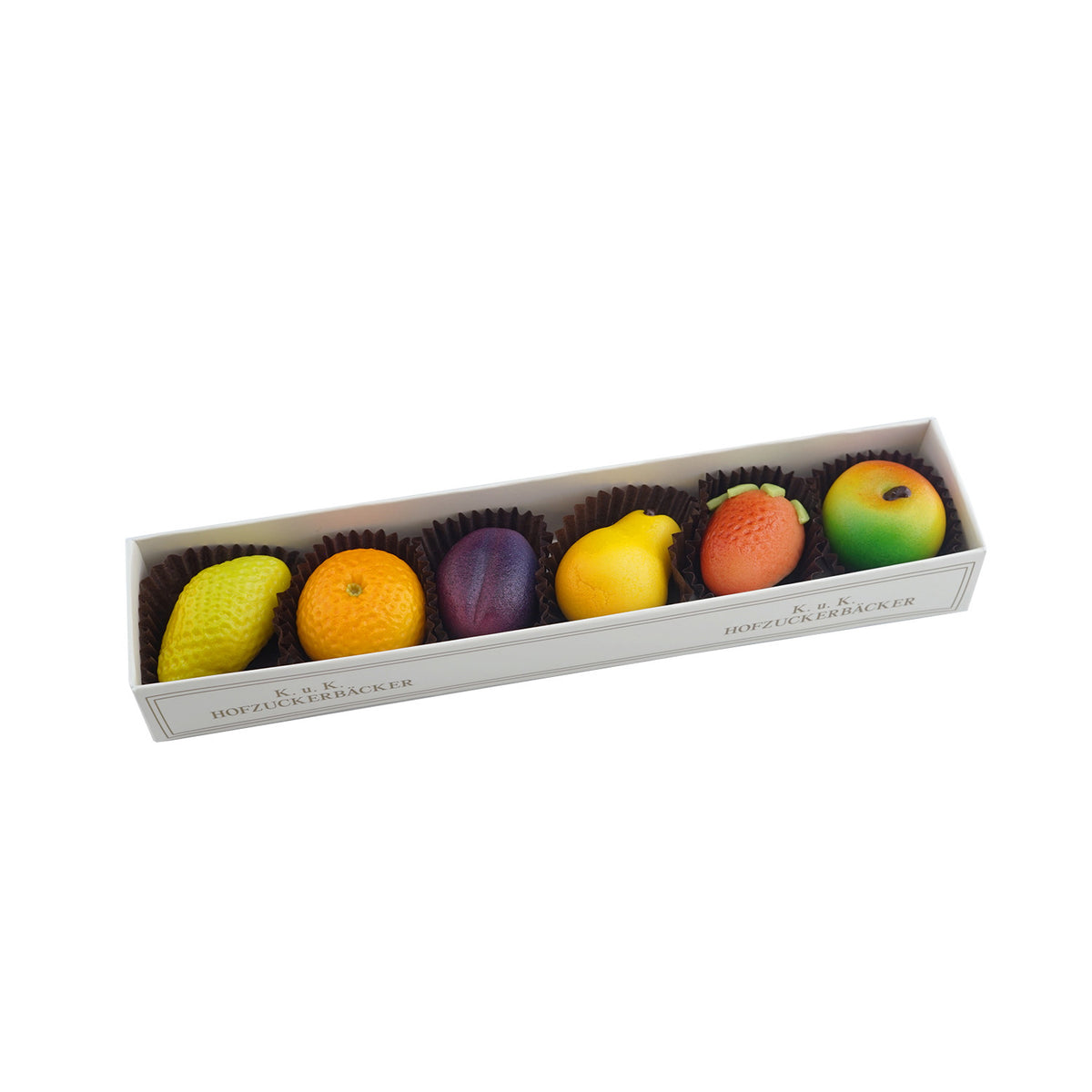 Verschiedenes Obst aus Marzipan in einer schönen länglichen Verpackung ohne Deckel